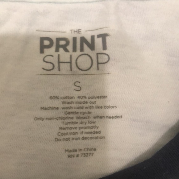 Short sleeve t shirt girls size small - Picture 5 of 7